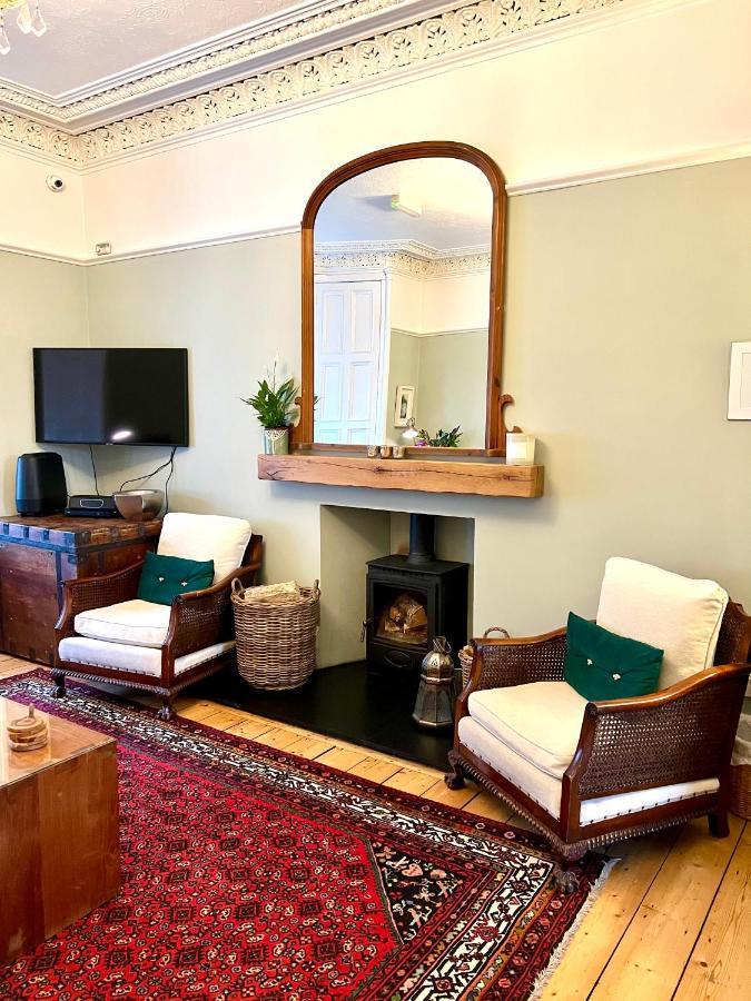 Bythesea Guest House Ayr Bagian luar foto