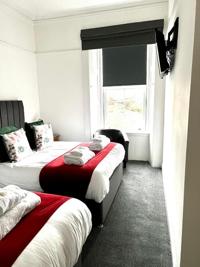 Bythesea Guest House Ayr Bagian luar foto