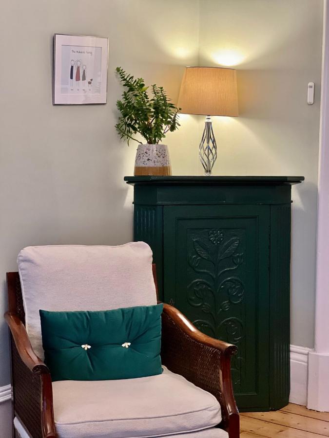 Bythesea Guest House Ayr Bagian luar foto