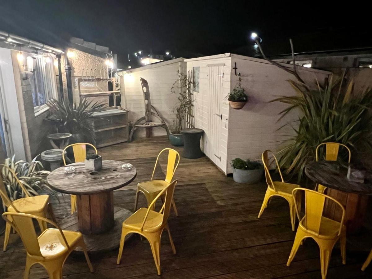 Bythesea Guest House Ayr Bagian luar foto