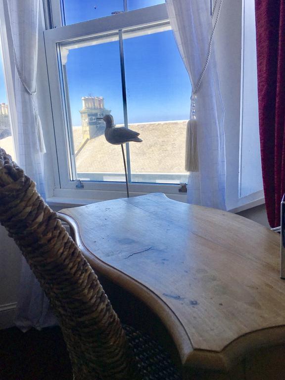 Bythesea Guest House Ayr Bagian luar foto