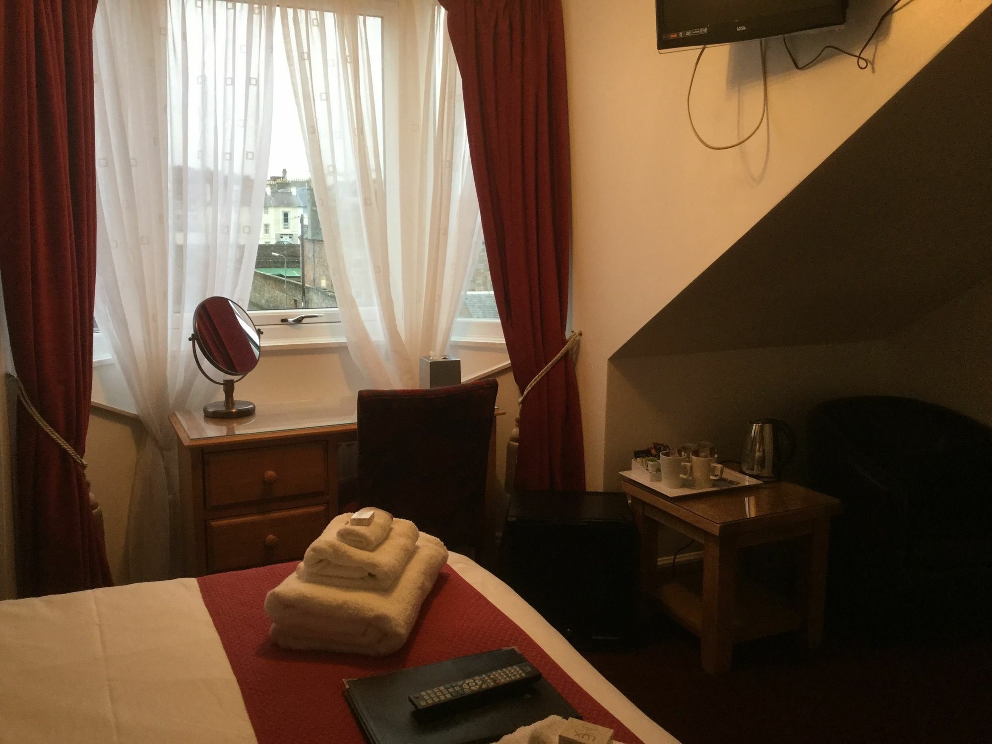 Bythesea Guest House Ayr Bagian luar foto